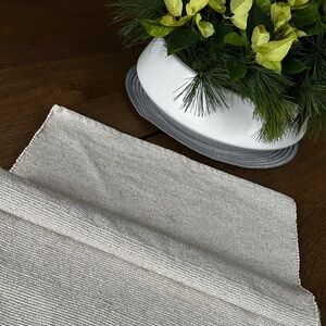 Chic Brook Brothers Cream / Gold Cotton Ribbed Table Runner